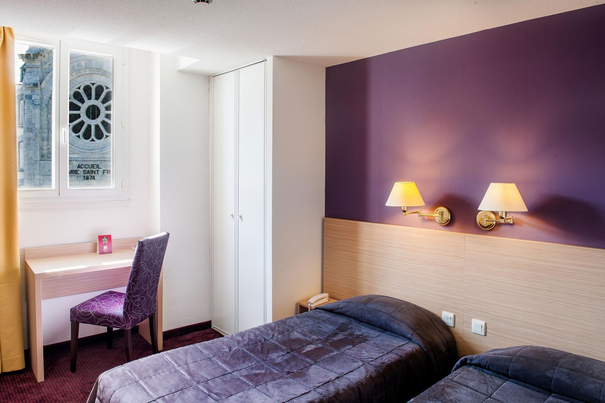 Hotel Continental Lurdy Exteriér fotografie